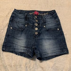 Size 1 Almost Famous Hi-Rise Shorts